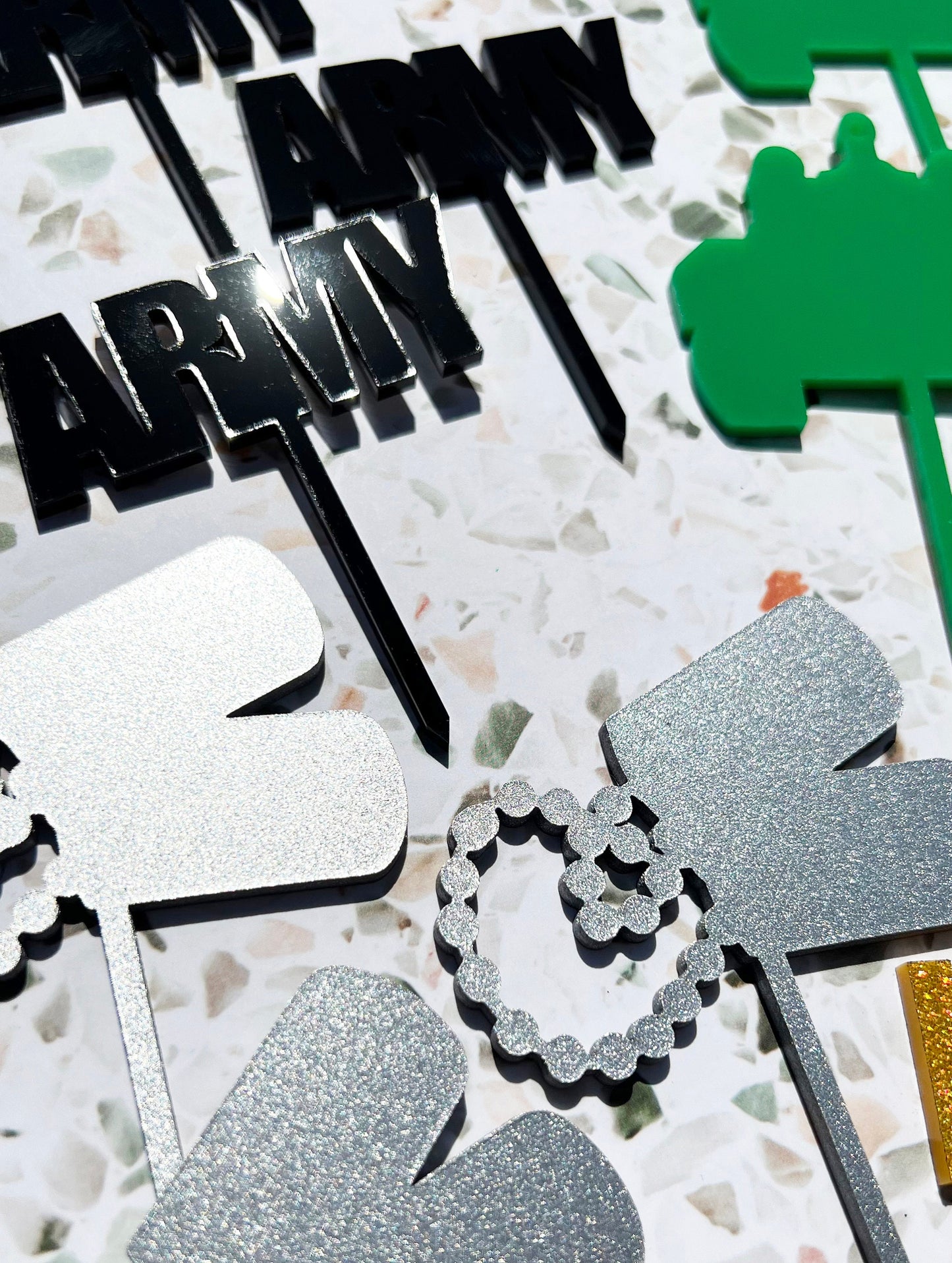 Army Cupcake Toppers, Army Cake Topper, Army Party Decorations, Army Going Away Party, Army Party Supplies, Army Birthday Party, Army Mom