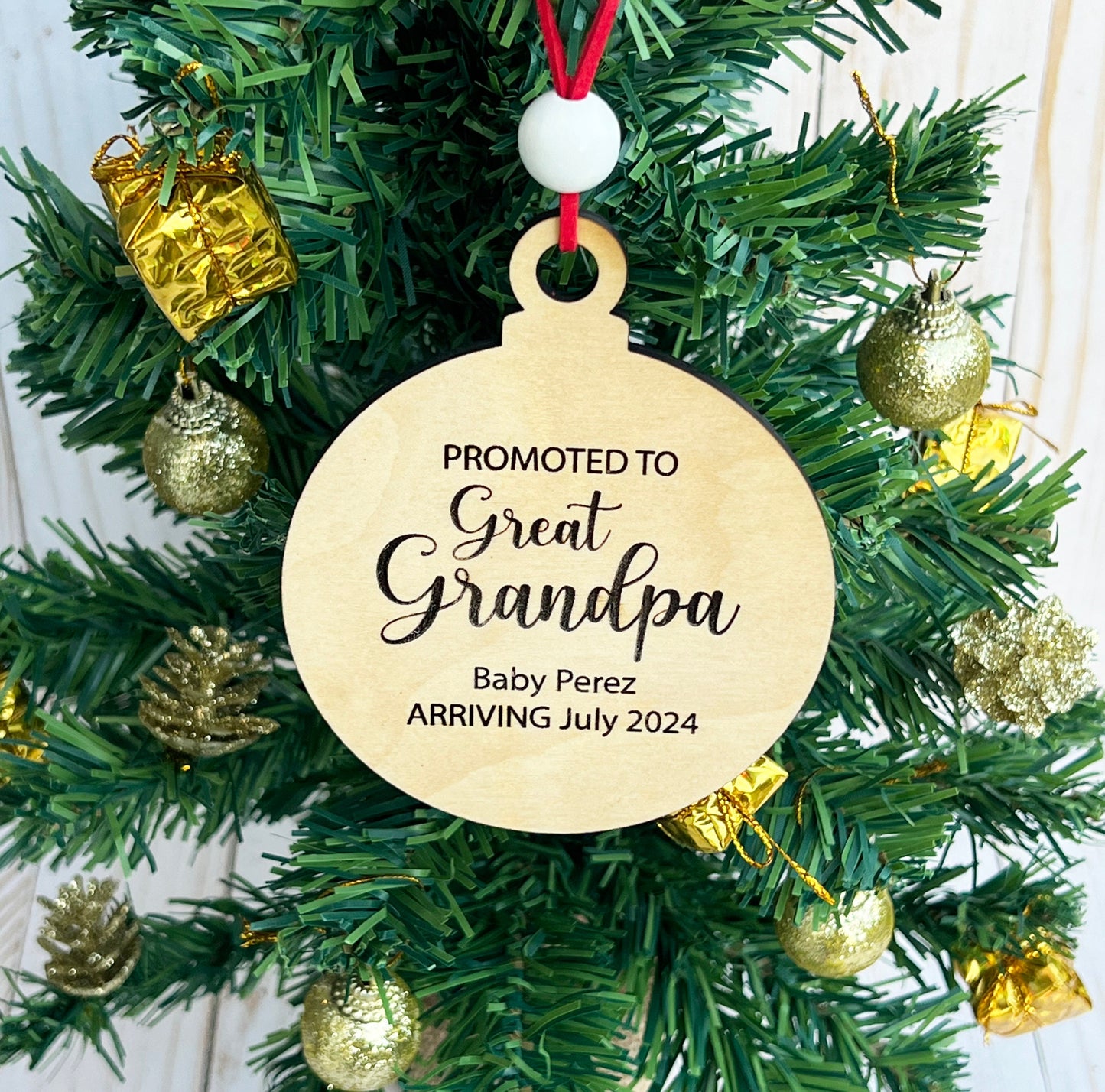 Personalized Pregnancy Announcement Christmas Ornament: Promoted to Grandma