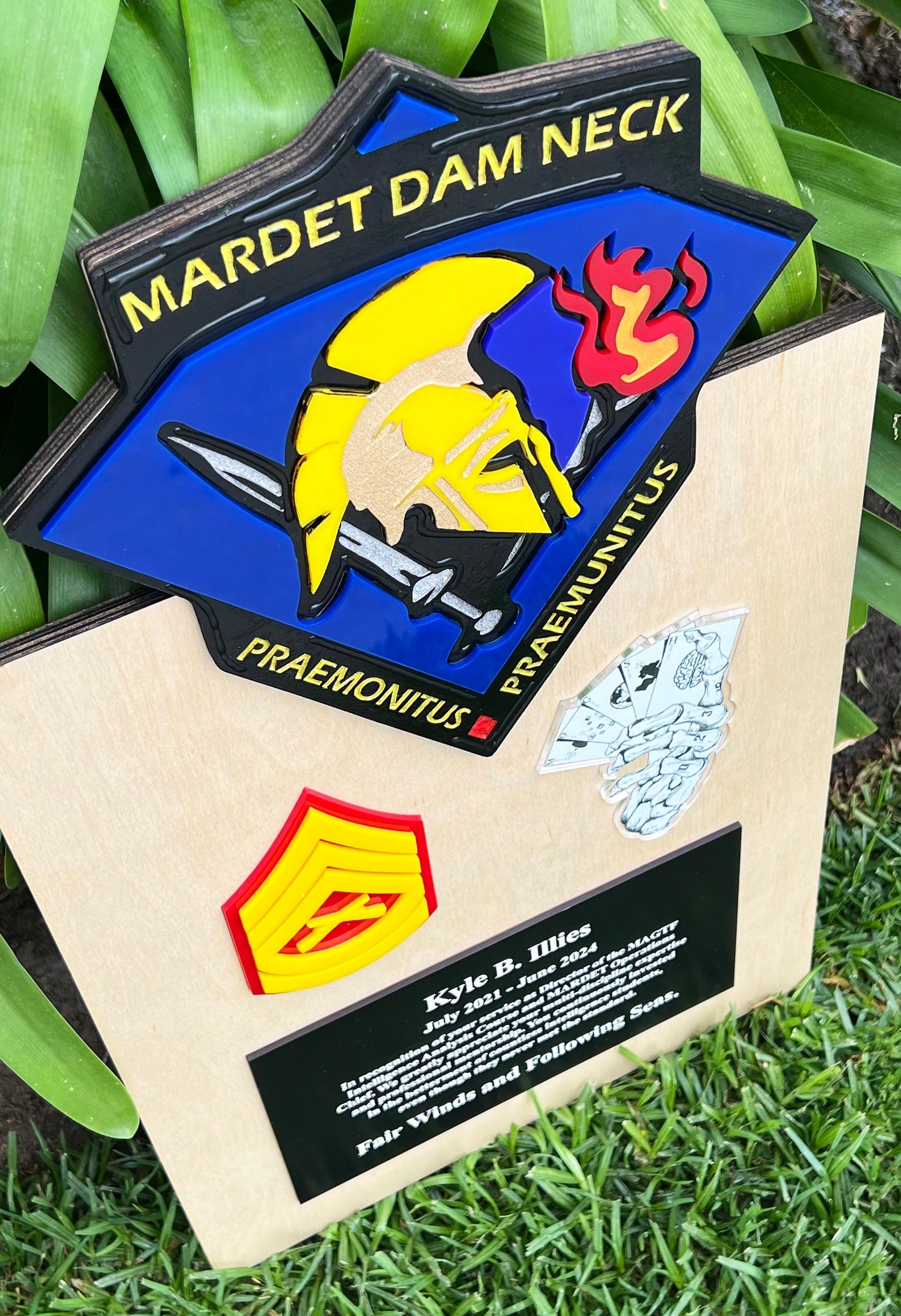 Marine corps plaques, Marine Corps retirement gift,  marine corps gift, USMC plaque, Marine retirement, Marine retired, USMC License #286-23