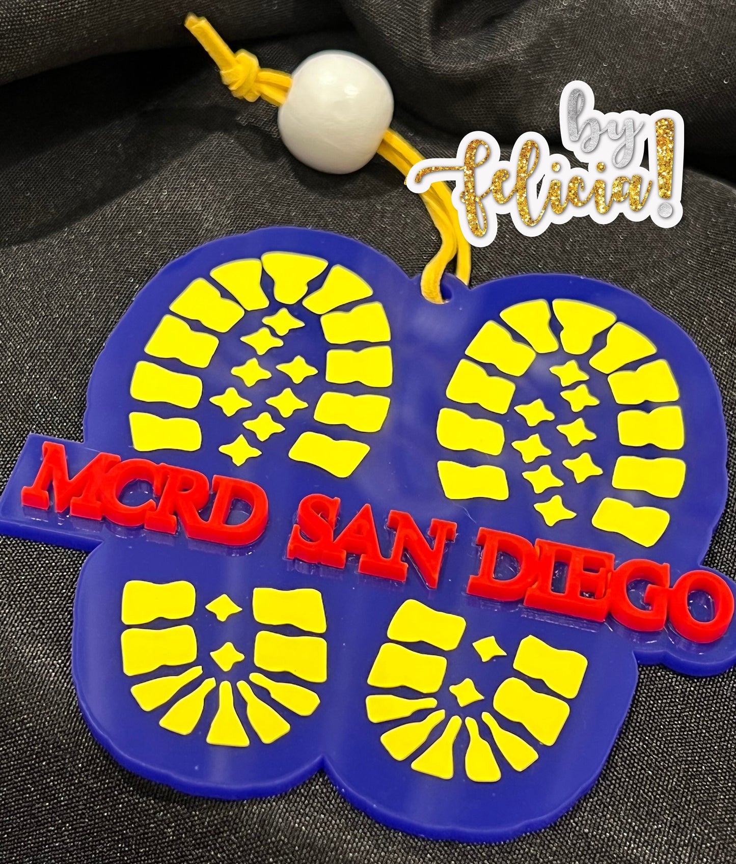 Marine Corps Ornament: Yellow Footprints, MCRD San Diego or Parris Island, USMC License #286-23