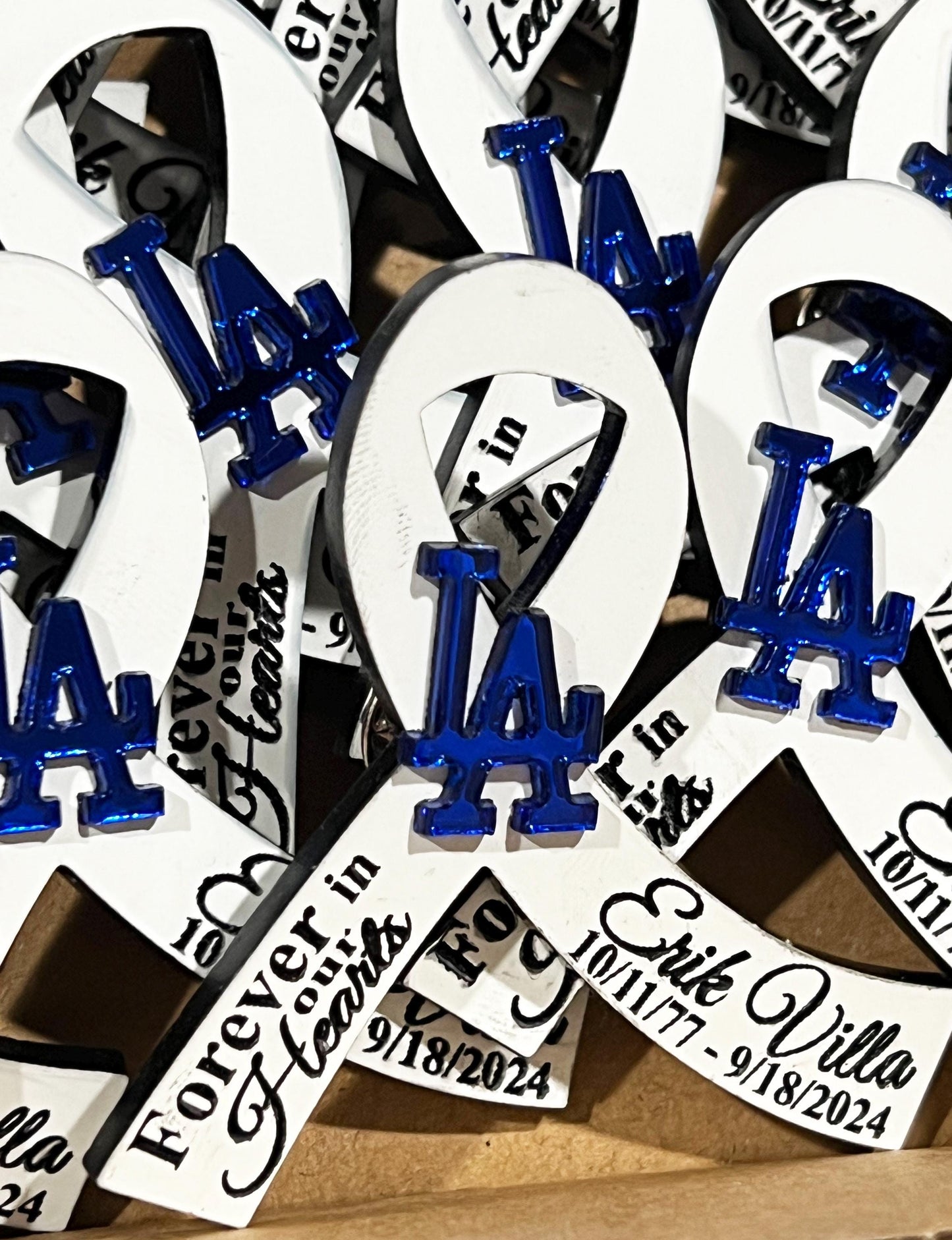 Funeral Ribbon pin, Funeral Favor, Funeral Memorial gift, Memorial ribbon for funerals, Funeral Momento, Custom funeral ribbon, Funeral gift