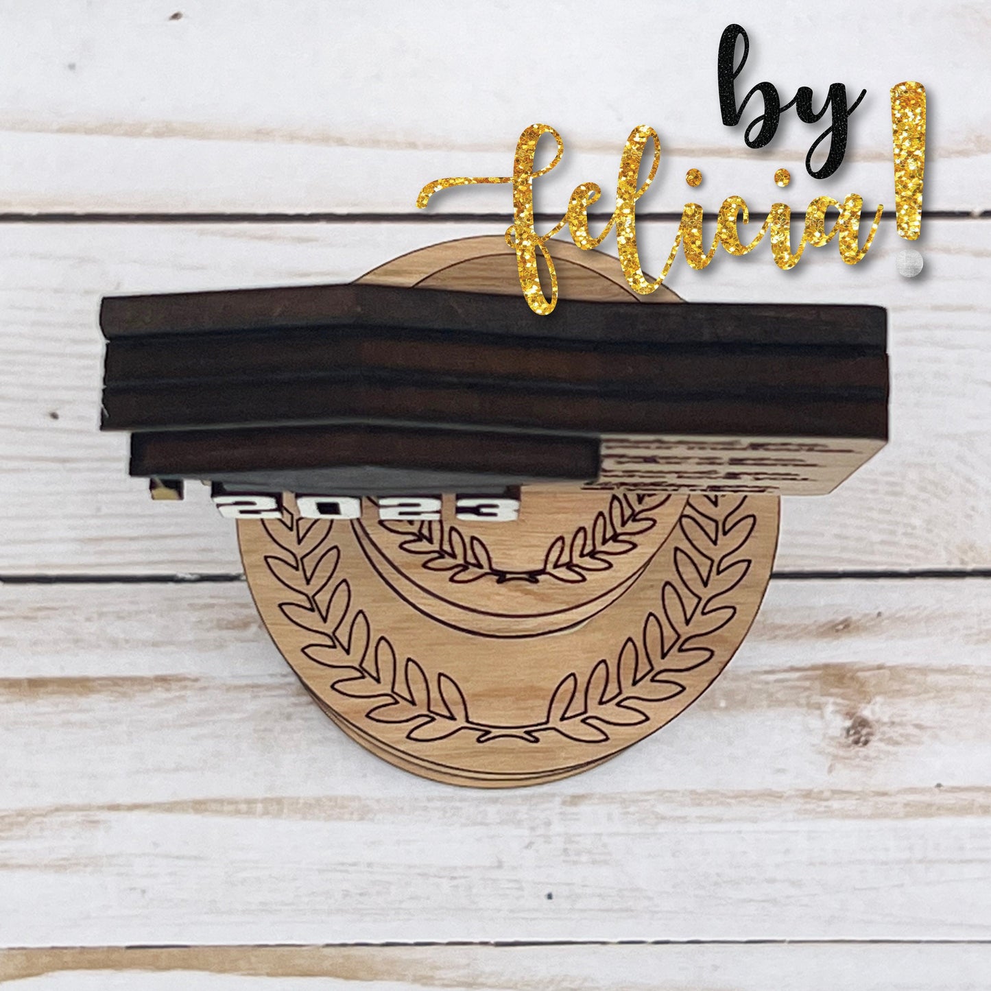Graduation Money Cake: Customizable Class of 2025 Gift