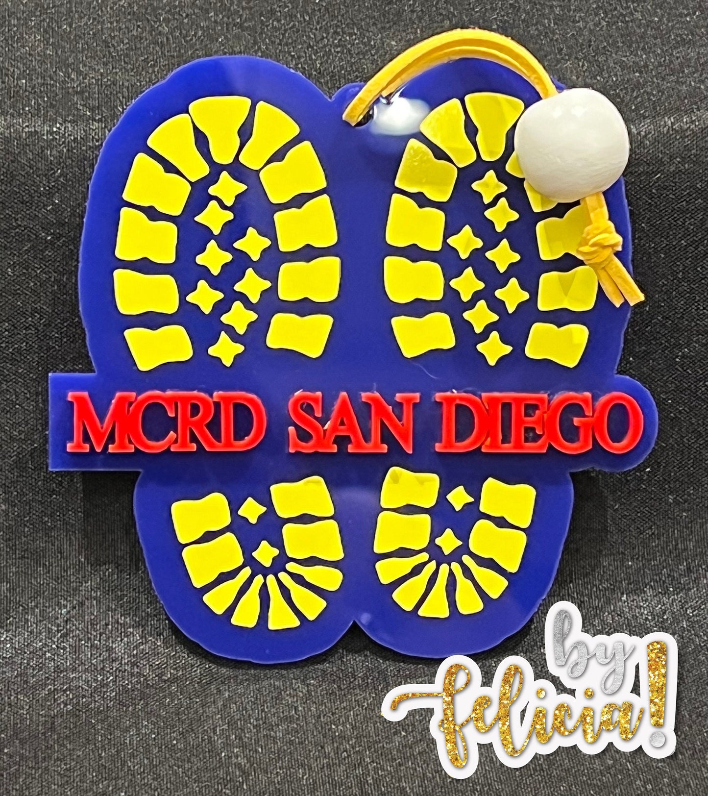 Marine Corps Ornament: Yellow Footprints, MCRD San Diego or Parris Island, USMC License #286-23