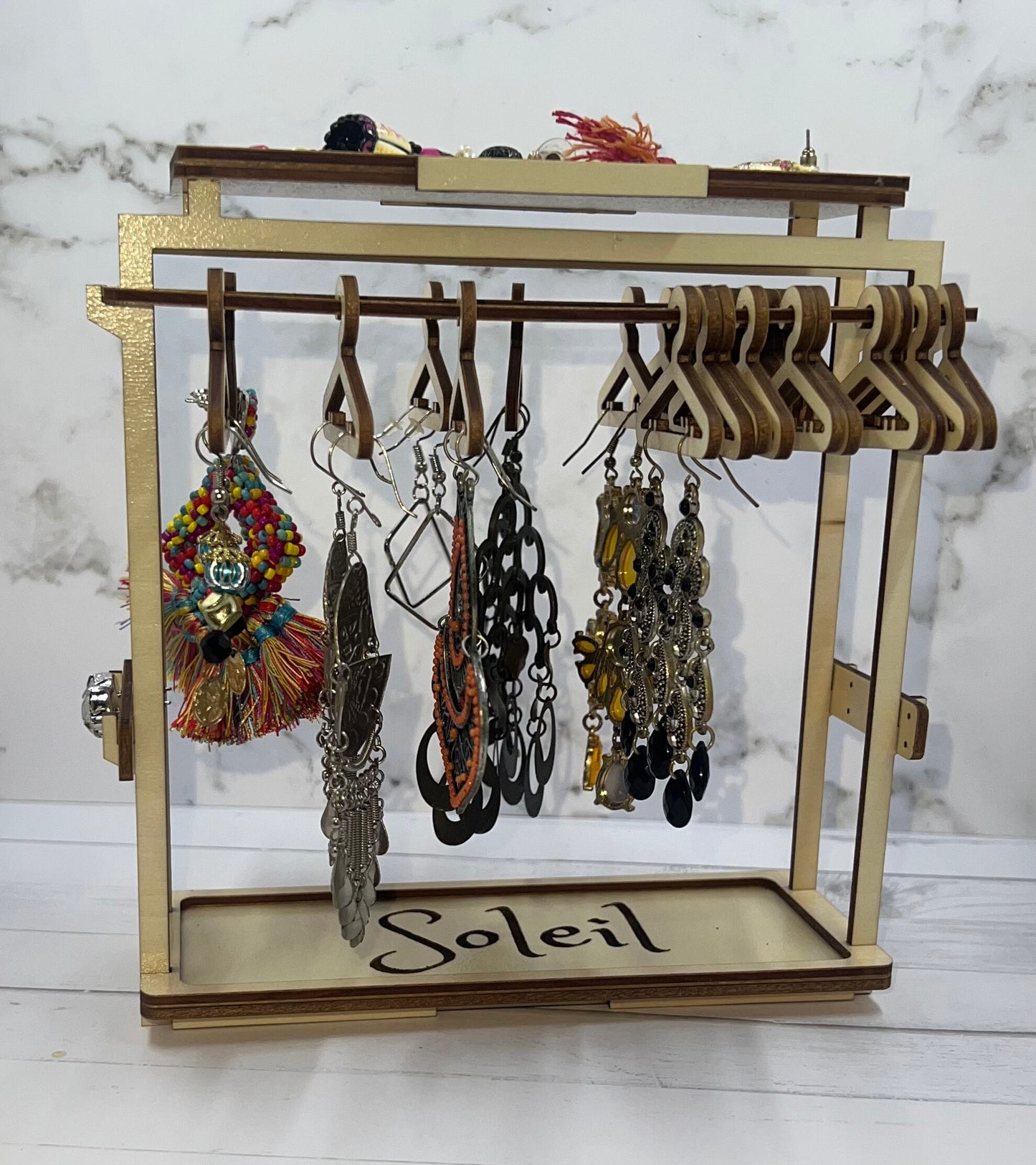 Personalized Earring Coat Hanger Rack: Jewelry Display with 30 Hangers