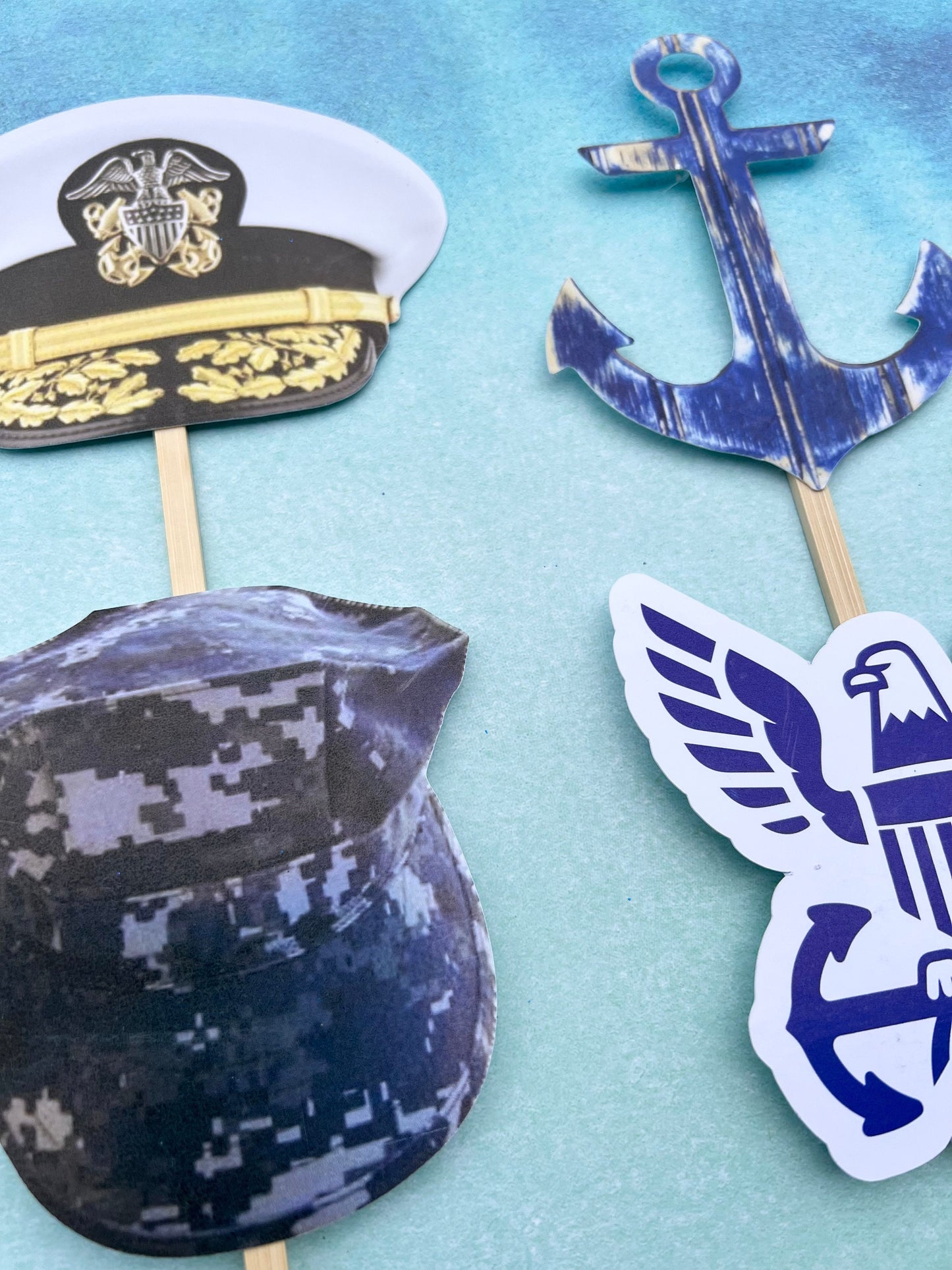 Navy Graduation Centerpiece Sticks: Glittery Party Decorations